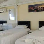 Melodi Club Apartahotel