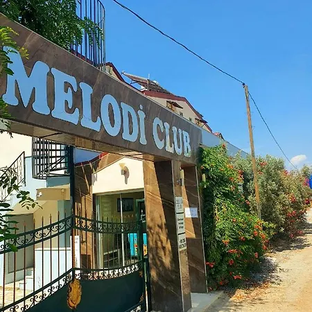 Apartmanhotel Melodi Club 3*