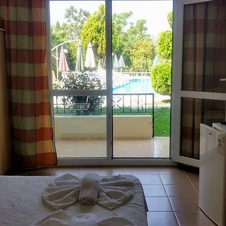 Aparthotel Melodi Club 3*