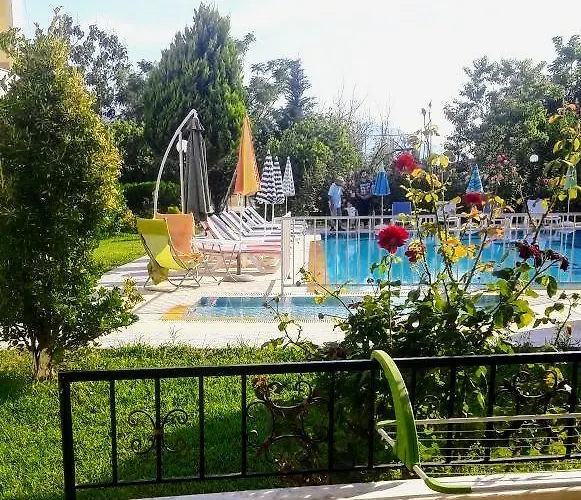 Hotel apartamentowy Melodi Club