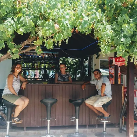 Melodi Club شقة فندقية 3*